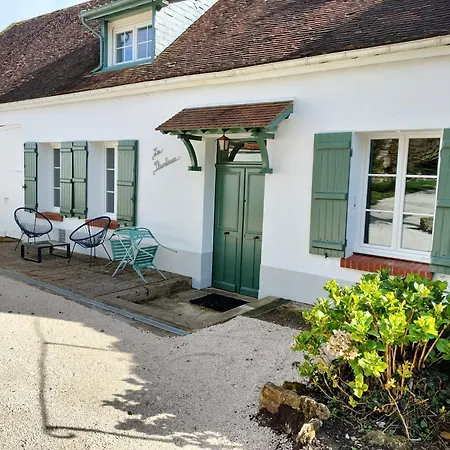 : Les Flambeaux Holiday home *